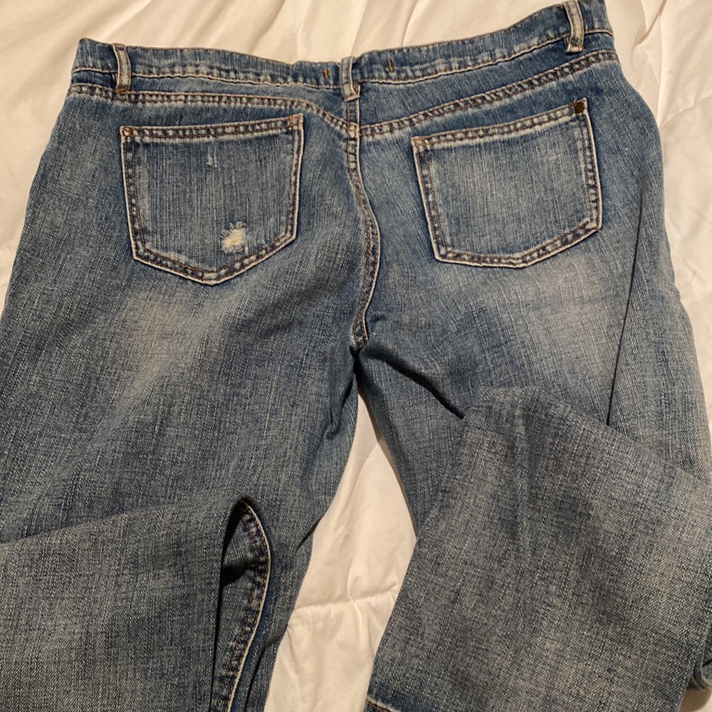 Ripped vintage jeans